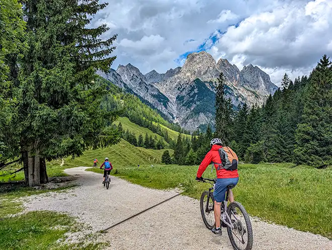 fietsreis oostenrijk artikel AdobeStock 1587599166